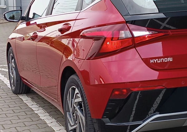 Hyundai i20 cena 73500 przebieg: 10, rok produkcji 2023 z Ostrowiec Świętokrzyski małe 137